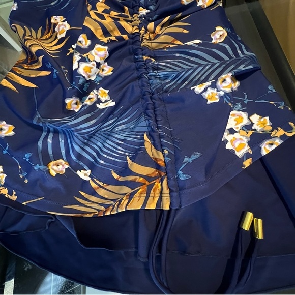 New SHORE SHAPES One-Piece Swimwear Women Sz 12 Blue w/ Multicolor Floral Hawaii - Picture 4 of 9